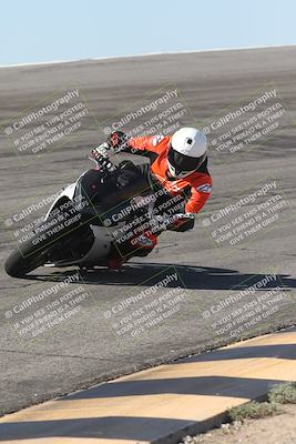 media/Oct-13-2025-Moto Forza (Mon) [[a66d839500]]/4-C Group/Session 2 (Bowl)/